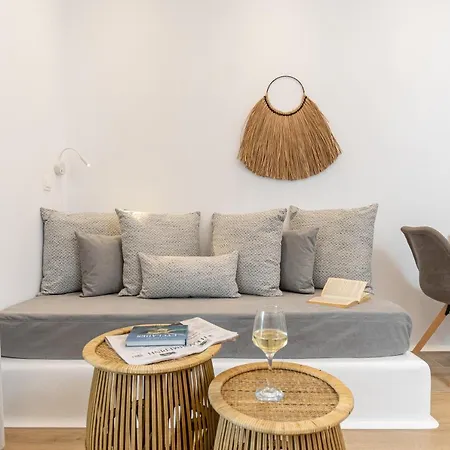 Apartmanhotel Naxos Anamnisi 4*
