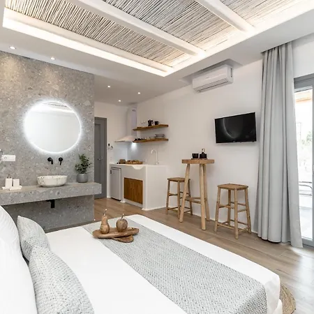 Naxos Anamnisi 4* Pláka